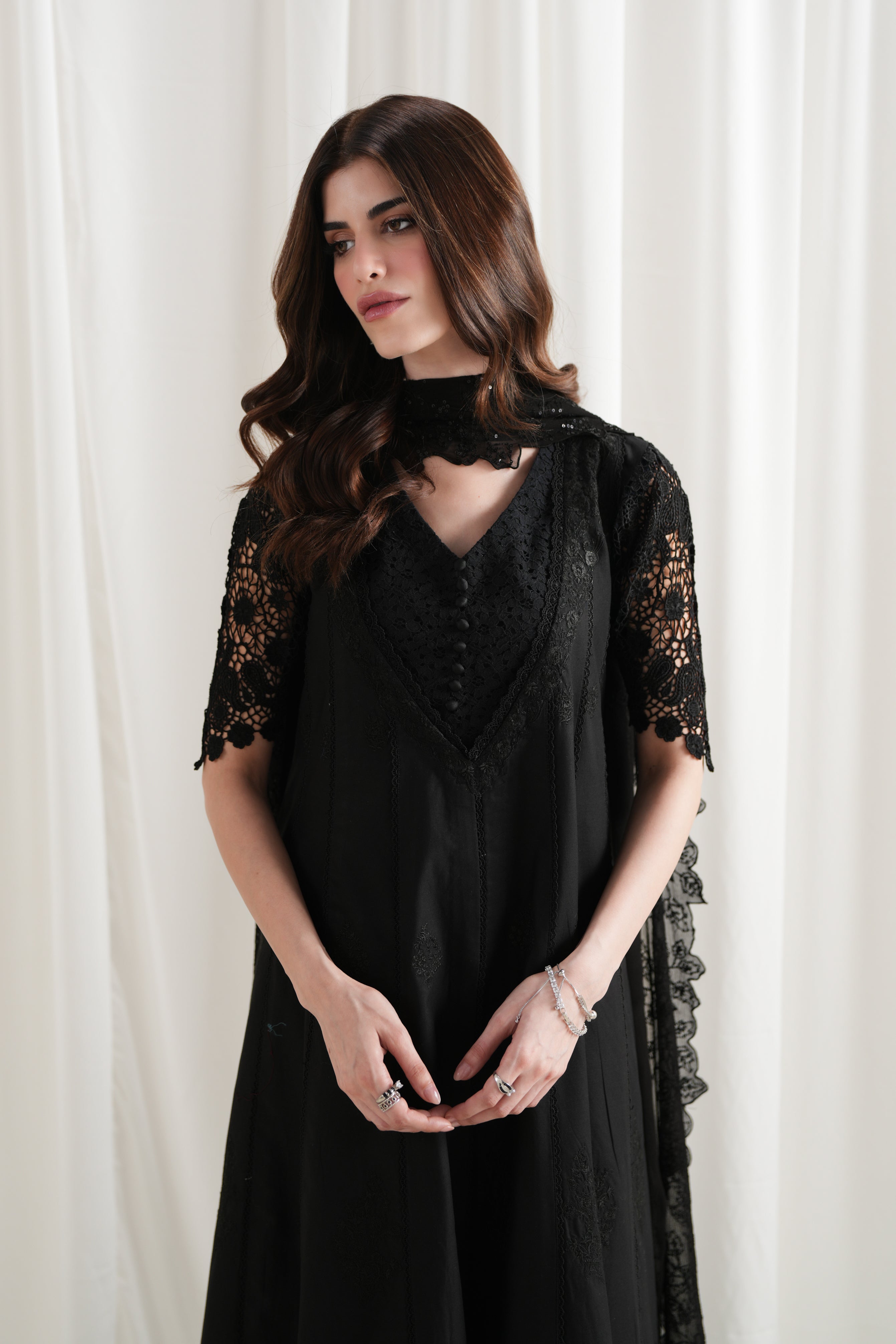 DEBUT III - MIDNIGHT SET