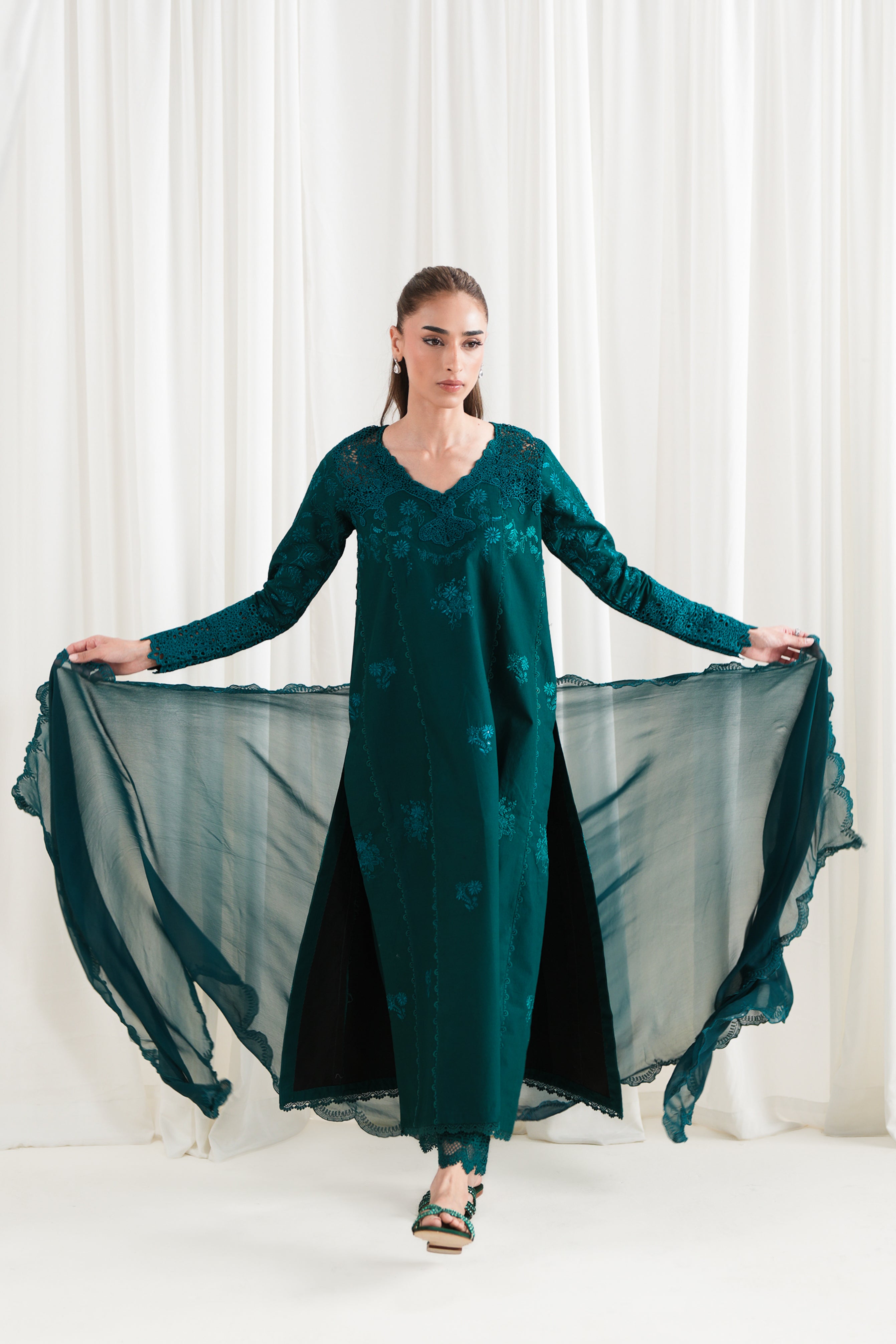 DEBUT V - EMERALD SET