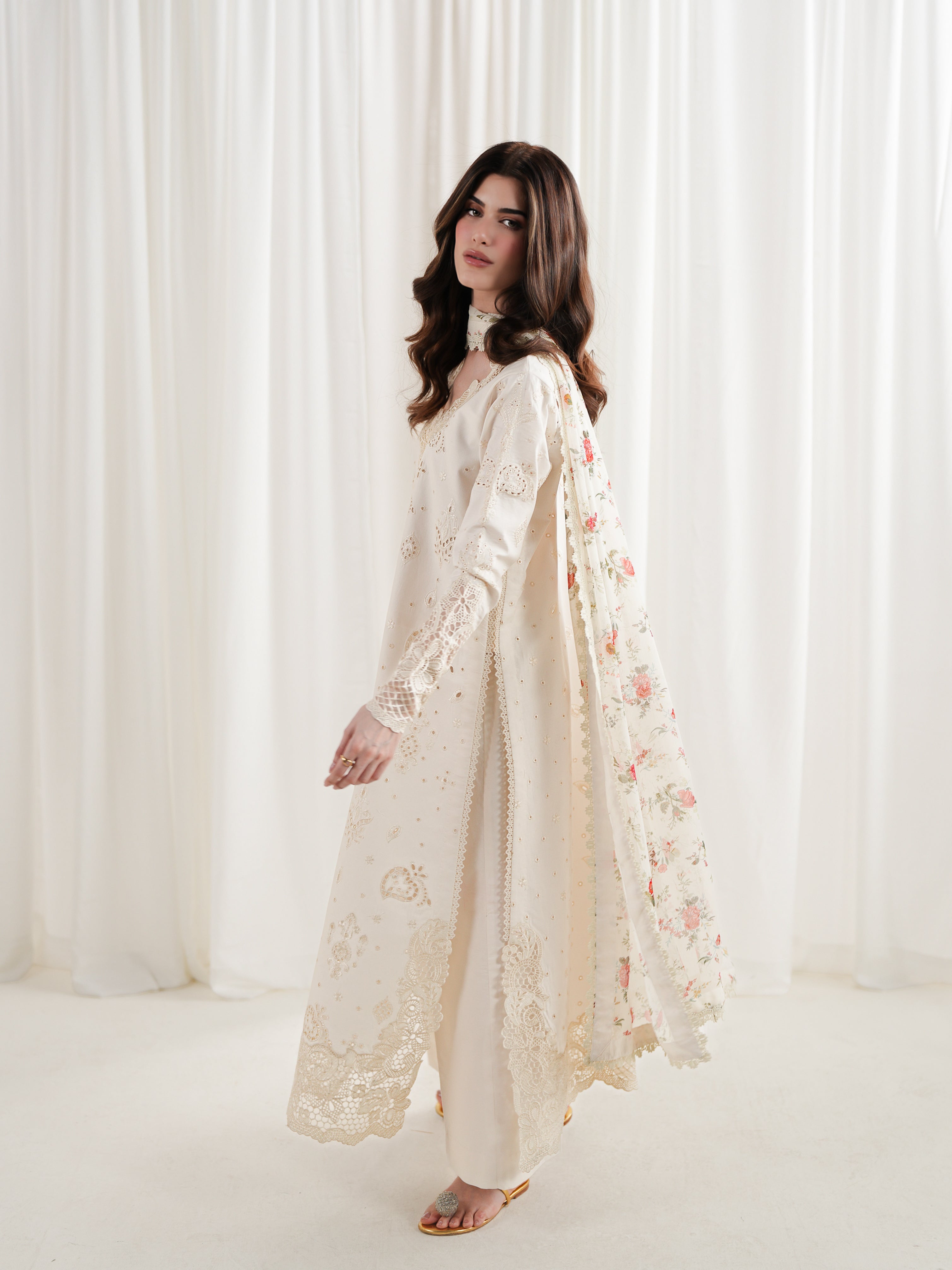 DEBUT VII - LELANI SIGNATURE SET (IVORY)